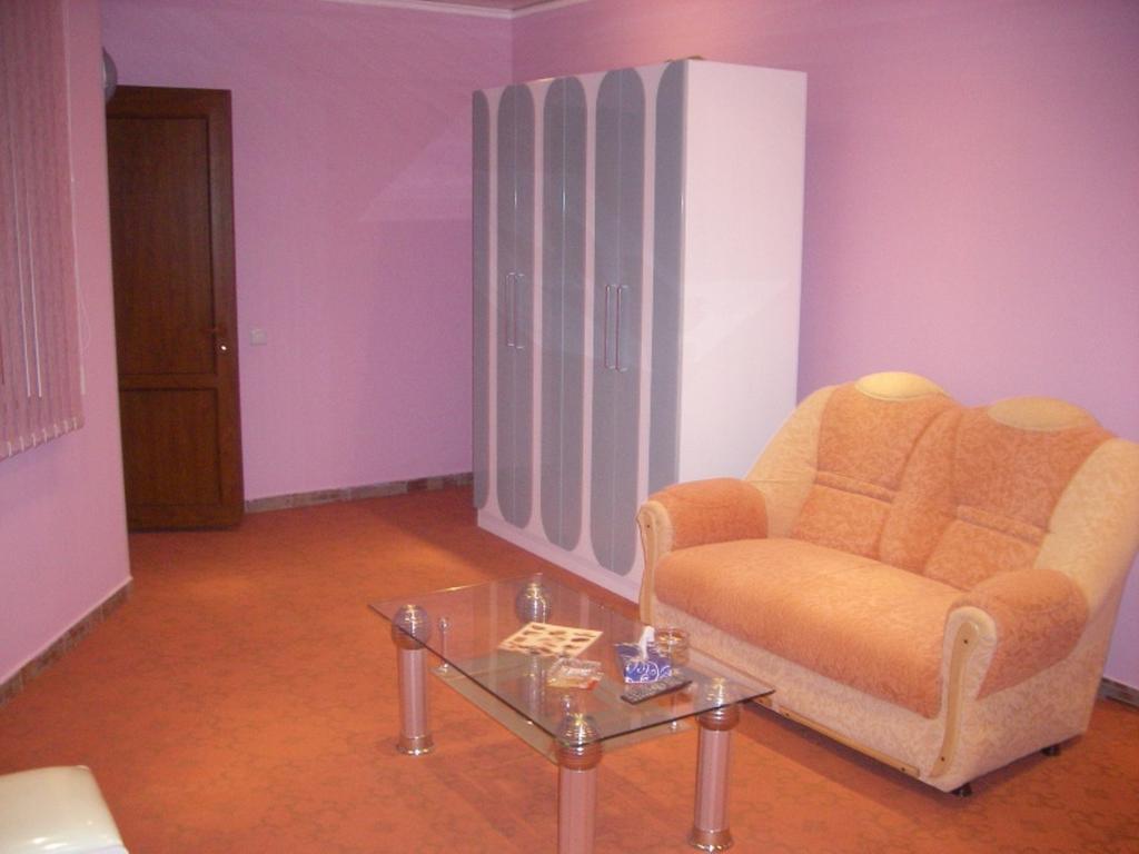 Gyumri Hotel Yerevan Phòng bức ảnh